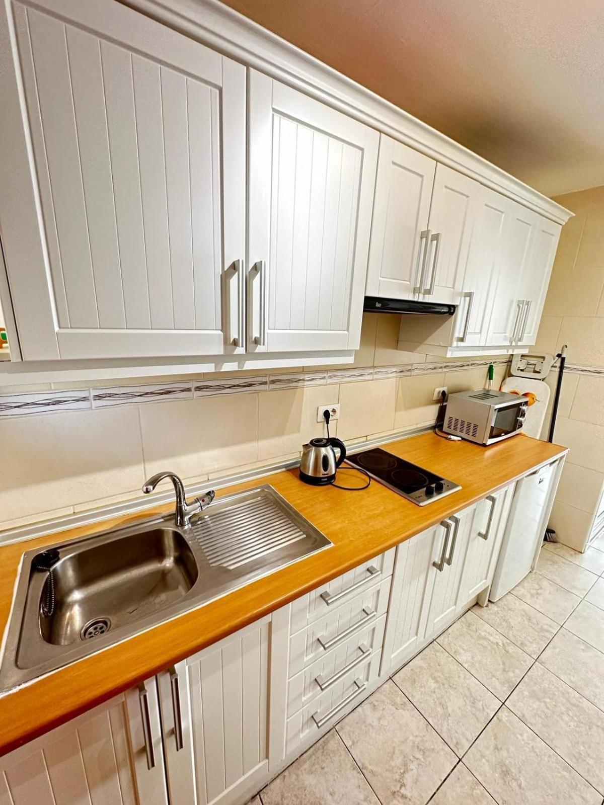 Firstline Apartment Los Cristianos Arona  Εξωτερικό φωτογραφία