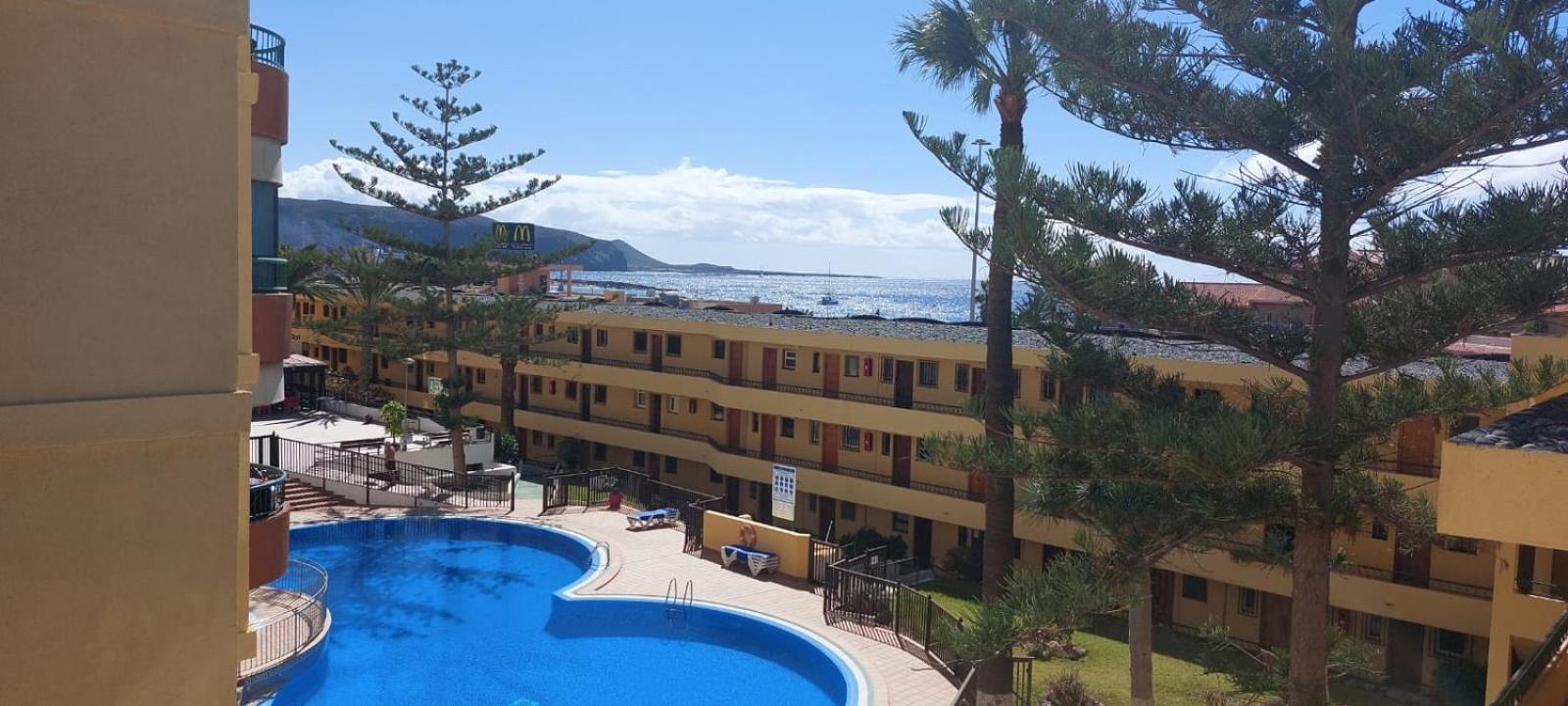 Firstline Apartment Los Cristianos Arona  Εξωτερικό φωτογραφία