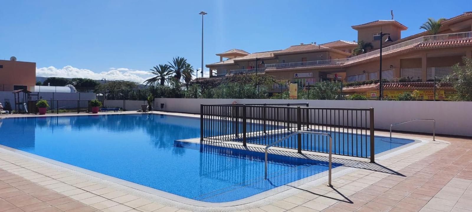 Firstline Apartment Los Cristianos Arona  Εξωτερικό φωτογραφία