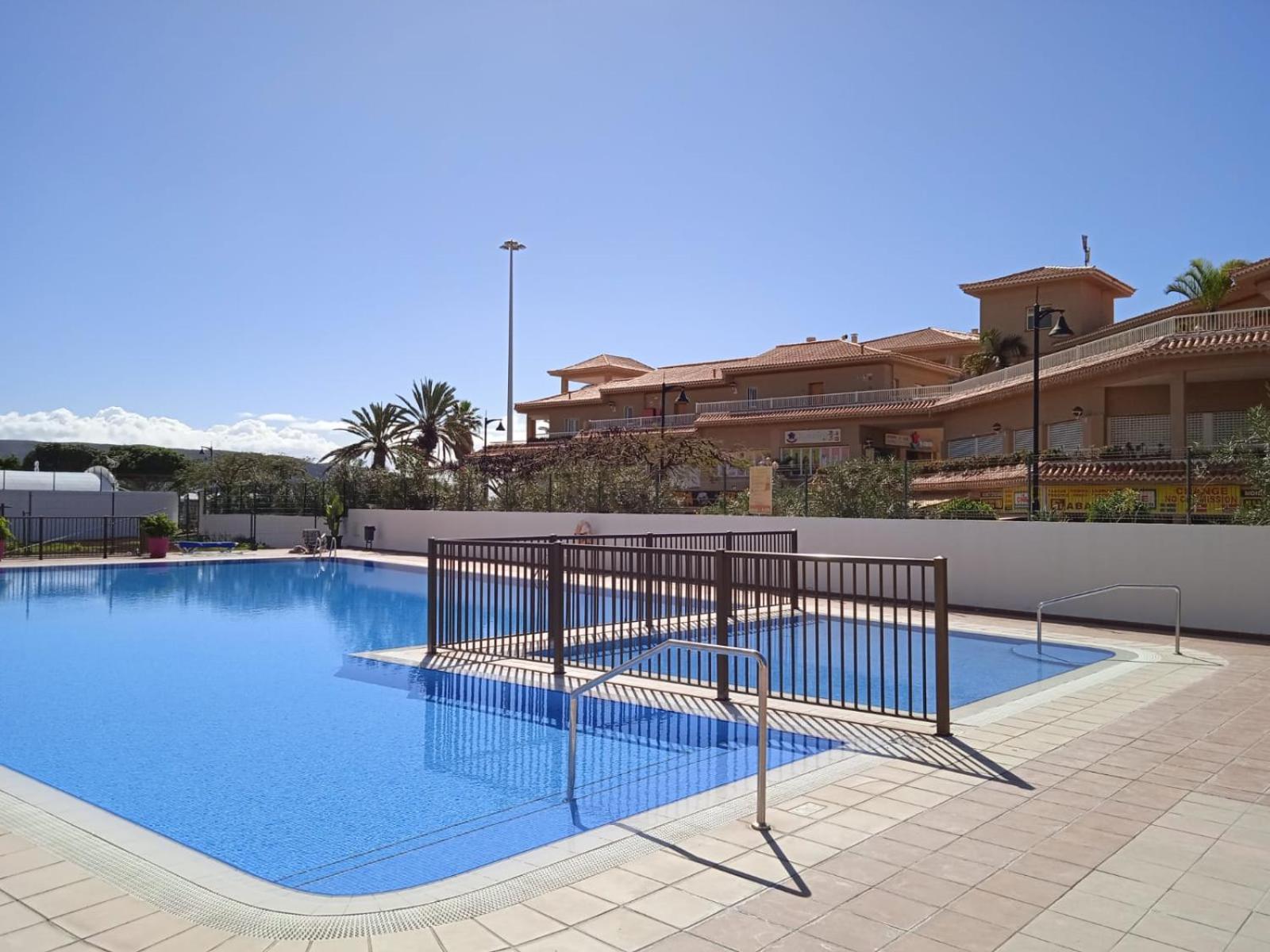 Firstline Apartment Los Cristianos Arona  Εξωτερικό φωτογραφία